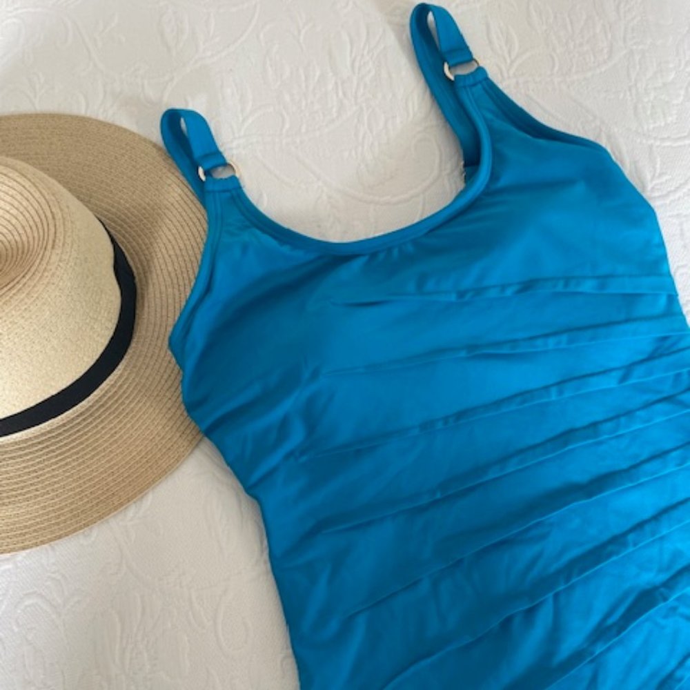 CALVIN KLEIN LUXE FABRIC ONE-PIECE BATHING SUIT OCEAN BLUE SZ 10 PRE-LOVED